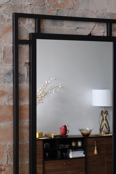 Varada Inframe Loft-Designspiegel in schwarz